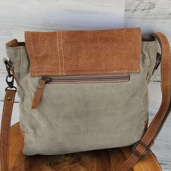 CLEA RAY UPCYCLED MILITARY TENT CANVAS AND LEATHER CROSSBODY BAG - Picture 2 of 14